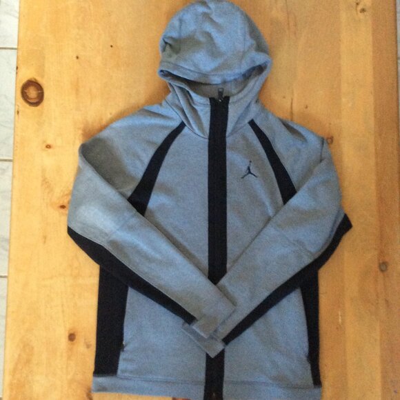 Nike Air Jordan Men’s Full‑Zip Hooded Jacket - Size M - Picture 1 of 8